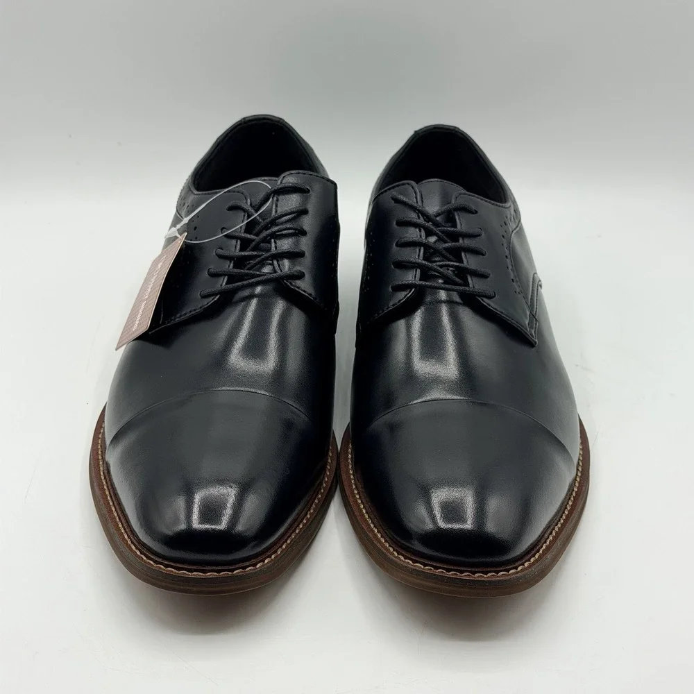 Stacy Adams product pair